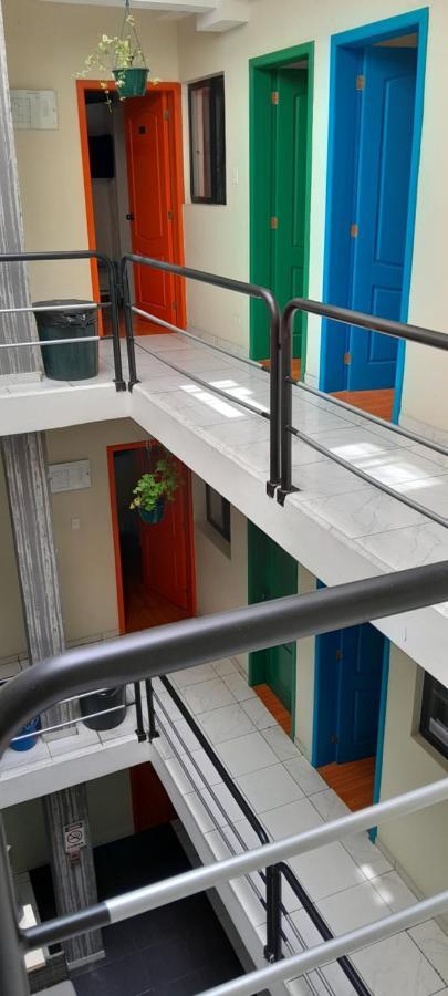 Hostal Brilliant Quito Esterno foto
